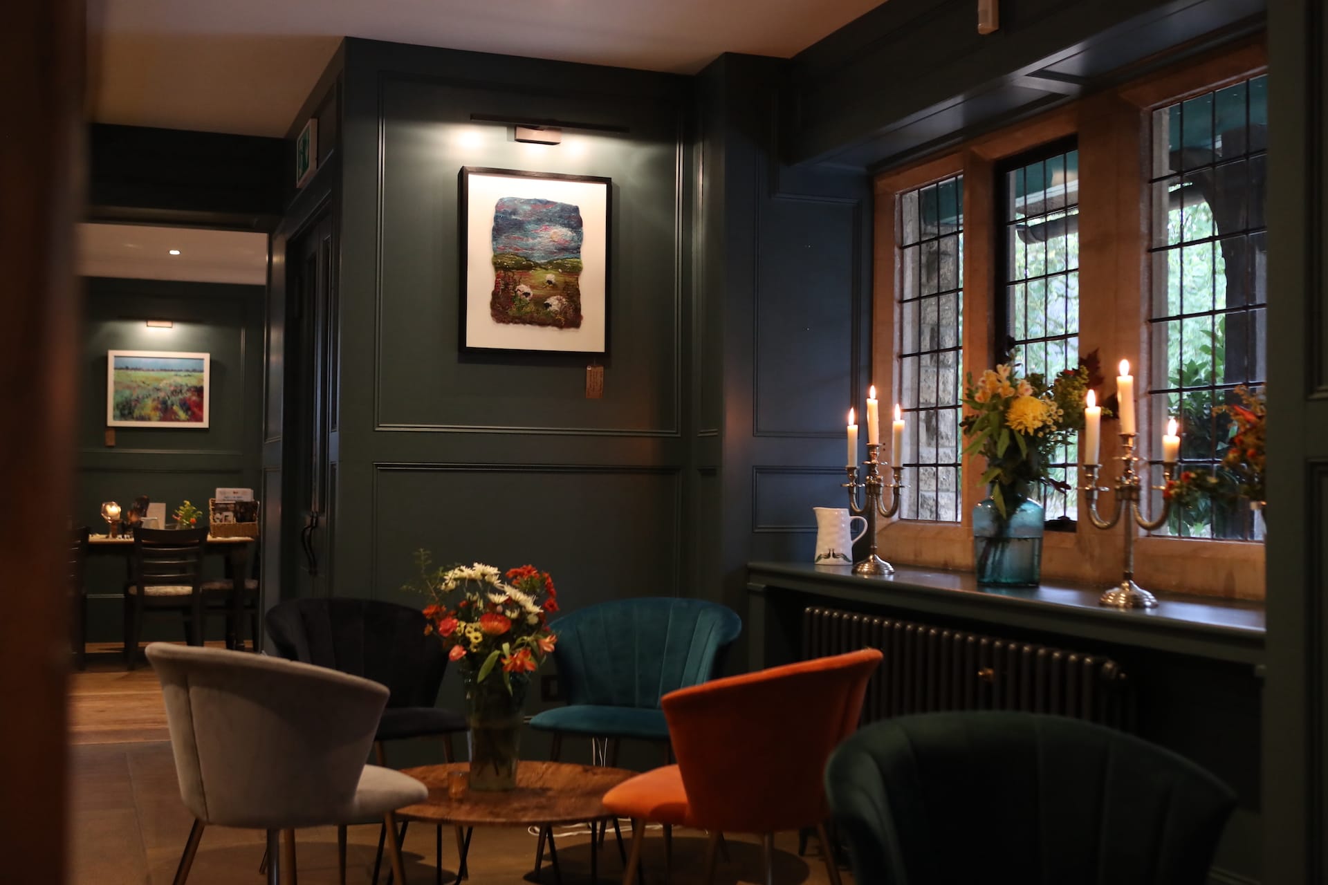 Relaxed dining atmosphere