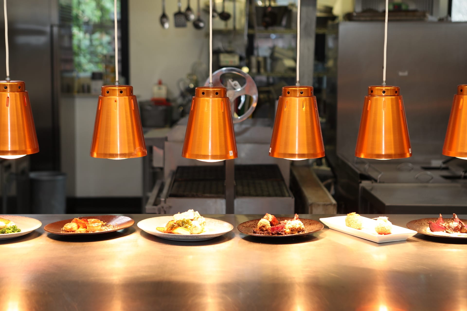 Tasty starters and mains, freshly prepared