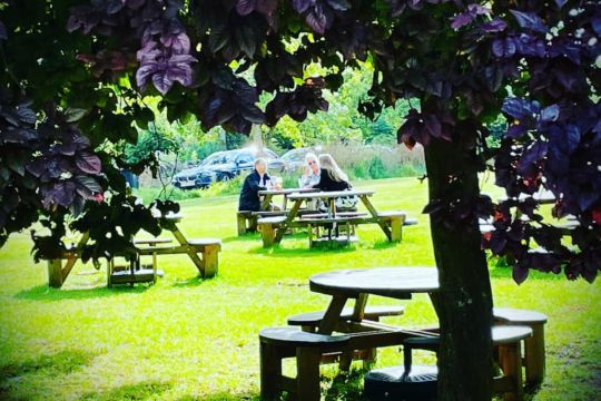 Picnic table